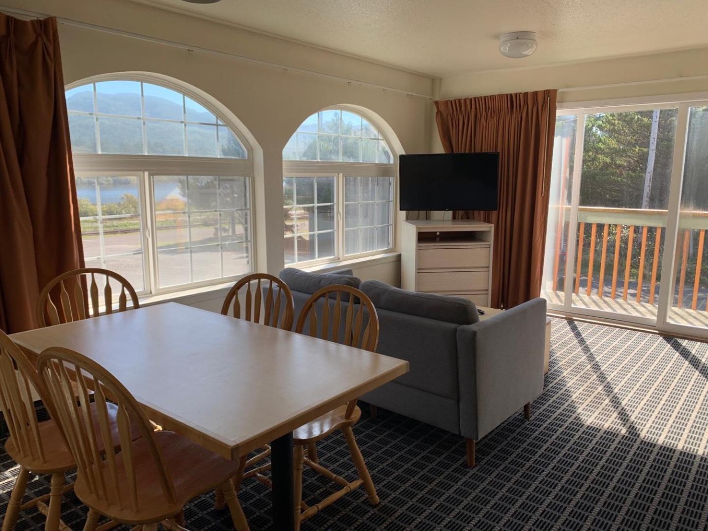 Surfside Resort Rockaway Beach Kültér fotó