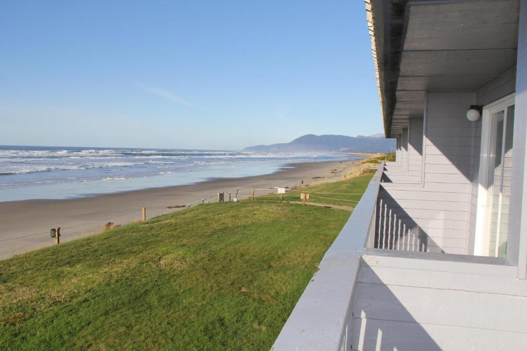 Surfside Resort Rockaway Beach Kültér fotó
