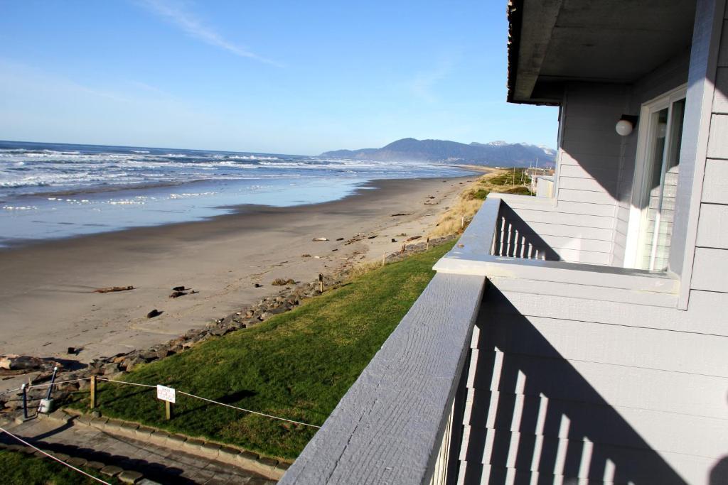 Surfside Resort Rockaway Beach Kültér fotó